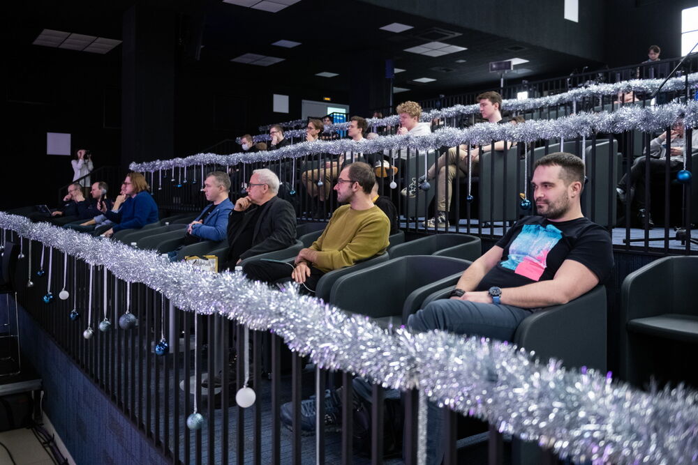 Фотография зрителей ежегодного конкурса лучших хакатон-проектов