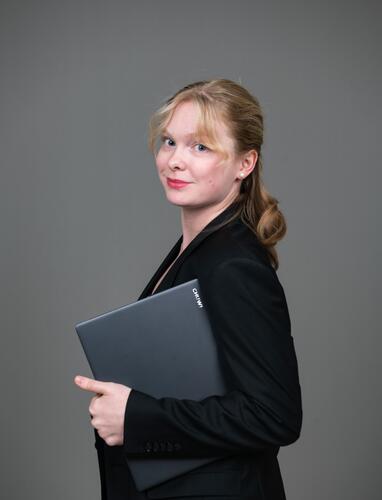 Яна Глушенкова